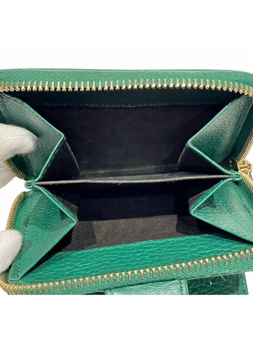 Gucci GG Canvas Bifold Wallet - Picture 6 of 9